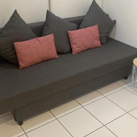 Studio - Carré de Soie Vaulx en Velin Extérieur photo